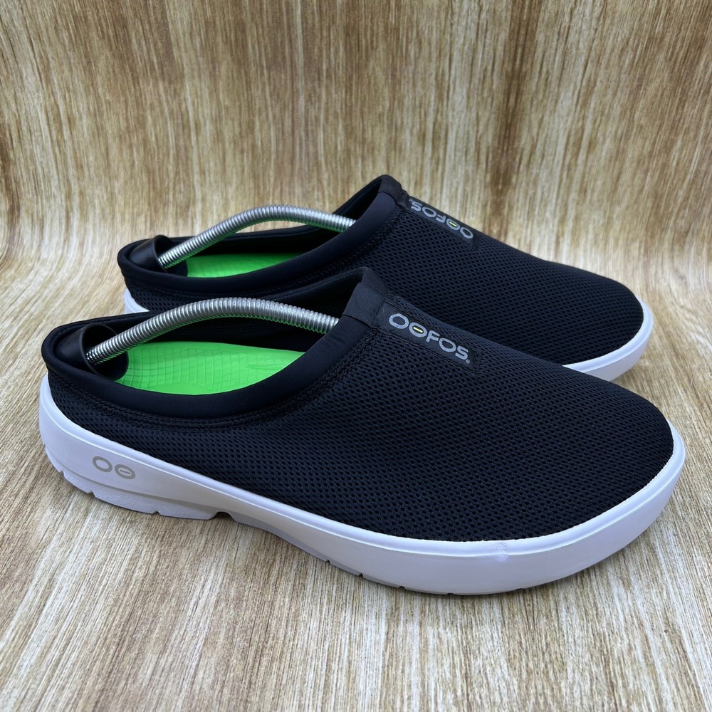Oofos Oocoozie Sport Men's Size 13 Black White Recovery Mules Shoes 12012023-97